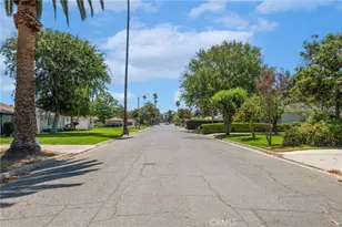 4685 Linwood Pl, Riverside, CA 92506 - Photo 2