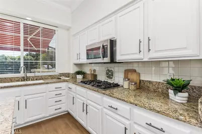 1647 Brittany, Redlands, CA 92374 - Photo 10