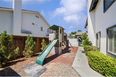 3151 Clover Lane, Ontario, CA 91761 - Photo 32