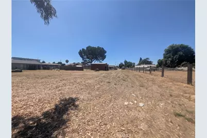 32260 Avenue E, Yucaipa, CA 92399 - Photo 28