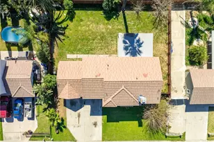 821 E Etiwanda, Rialto, CA 92376 - Photo 30