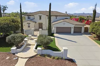 16795 Eagle Peak, Riverside, CA 92504 - Photo 8