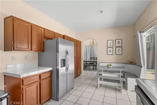 12768 Berrydale, Victorville, CA 92392 - Photo 10