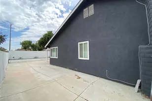 25899 Casa Fantastico Dr, Moreno Valley, CA 92551 - Photo 6