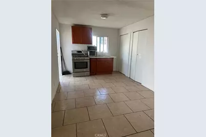 810 E H, Colton, CA 92324 - Photo 8