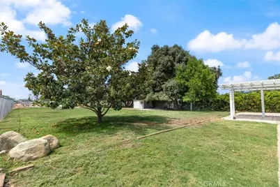 34385 Avenue H, Yucaipa, CA 92399 - Photo 4