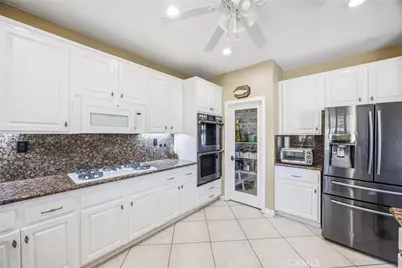 8319 Daisy, Riverside, CA 92508 - Photo 14