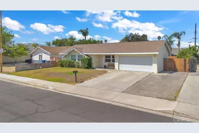 4190 Hines, Riverside, CA 92505 - Photo 2