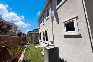 8667 Autumn Path, Chino, CA 91708 - Photo 4