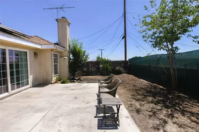 25481 Foothill Drive, San Bernardino, CA 92404 - Photo 22