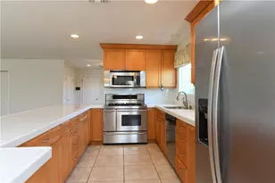 25481 Foothill Dr, San Bernardino, CA 92404 - Photo 6