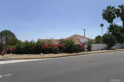 25481 Foothill Drive, San Bernardino, CA 92404 - Photo 26