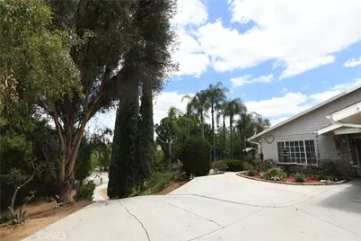 17371 Mockingbird Canyon, Riverside, CA 92504 - Photo 24