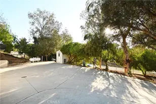 17371 Mockingbird Canyon, Riverside, CA 92504 - Photo 12