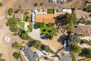 15510 Surrey Ct, Riverside, CA 92506 - Photo 58