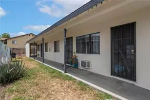 595 W Shamrock St, Rialto, CA 92376 - Photo 8