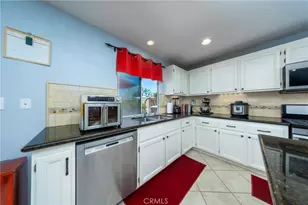 3370 Freeport, Corona, CA 92881 - Photo 10