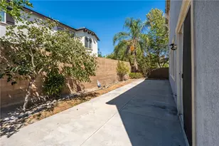 12326 White Horse Ct, Eastvale, CA 91752 - Photo 38