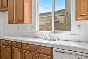 12326 White Horse Ct, Eastvale, CA 91752 - Photo 12