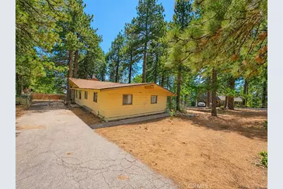 30891 Valley Oak, Running Springs, CA 92382 - Photo 2