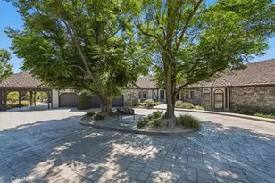 2445 Rolling Ridge Rd, Riverside, CA 92506 - Photo 14