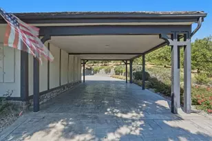 2445 Rolling Ridge Rd, Riverside, CA 92506 - Photo 12