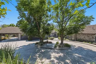 2445 Rolling Ridge Rd, Riverside, CA 92506 - Photo 2