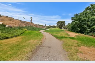 7811 Big Rock Drive, Jurupa Valley, CA 92509 - Photo 32