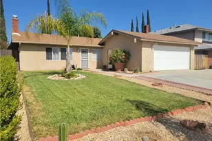 13614 Golden Eagle Ct, Moreno Valley, CA 92553 - Photo 2
