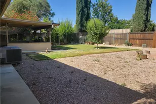 13614 Golden Eagle Ct, Moreno Valley, CA 92553 - Photo 24