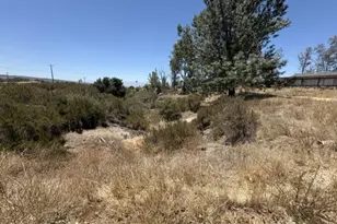 32801 Red Mountain Rd, Hemet, CA 92544 - Photo 24