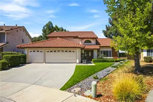 24221 Summit Ridge Cir, Moreno Valley, CA 92557 - Photo 2