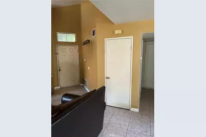 15749 Ocana Court, Fontana, CA 92337 - Photo 4