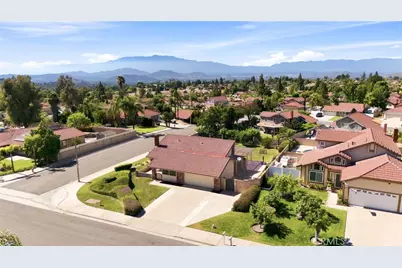 1246 Versailles Circle, Riverside, CA 92506 - Photo 40