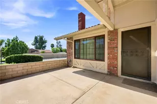 1246 Versailles Cir, Riverside, CA 92506 - Photo 8