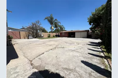 10001 Vine Street, Bloomington, CA 92316 - Photo 30