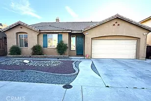 9048 Guadalupe Ave, Oak Hills, CA 92344 - Photo 40