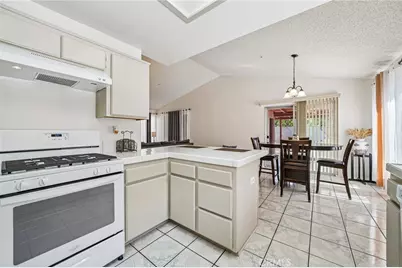 14349 Chesebro Court, Fontana, CA 92335 - Photo 12