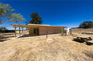 38800 Bahrman, Anza, CA 92539 - Photo 6