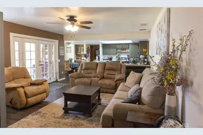 15078 Cactus, Hesperia, CA 92345 - Photo 14