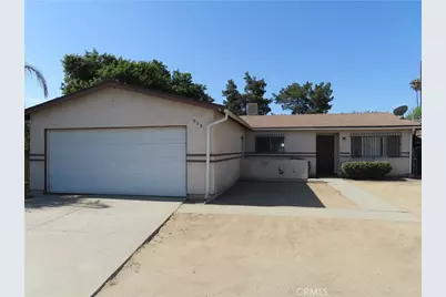 925 Navajo Road, Perris, CA 92570 - Photo 4