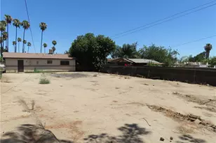 925 Navajo Rd, Perris, CA 92570 - Photo 14
