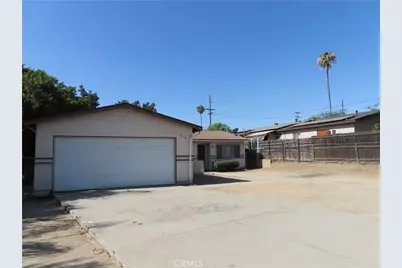 925 Navajo Road, Perris, CA 92570 - Photo 2