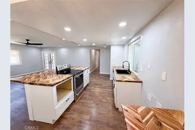 14729 Hartford Lane, Helendale, CA 92342 - Photo 8