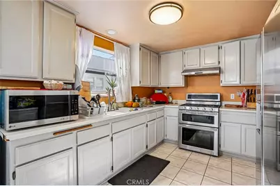 1503 W Adams, Los Angeles, CA 90007 - Photo 28