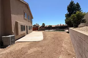 12006 Overland Ct, Fontana, CA 92337 - Photo 14