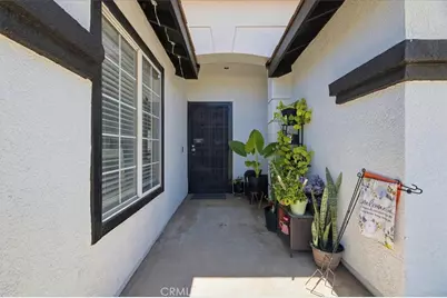 1327 Carriage Lane, Perris, CA 92571 - Photo 6