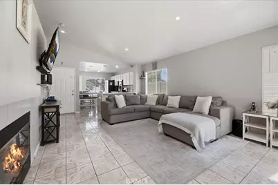 1327 Carriage Lane, Perris, CA 92571 - Photo 16