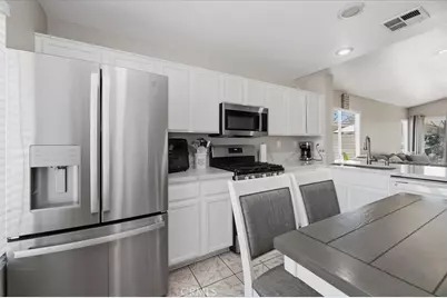 1327 Carriage Lane, Perris, CA 92571 - Photo 12