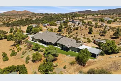17641 Santa Rosa Mine Road, Lake Mathews, CA 92570 - Photo 8